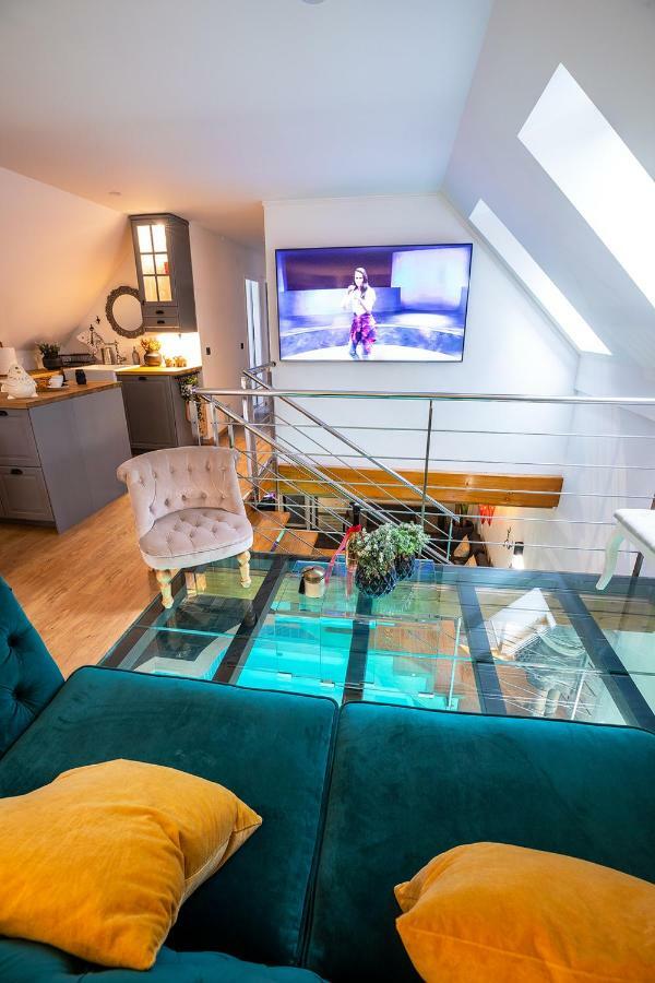 “Moment S“ Pool House Trakošćan Extérieur photo